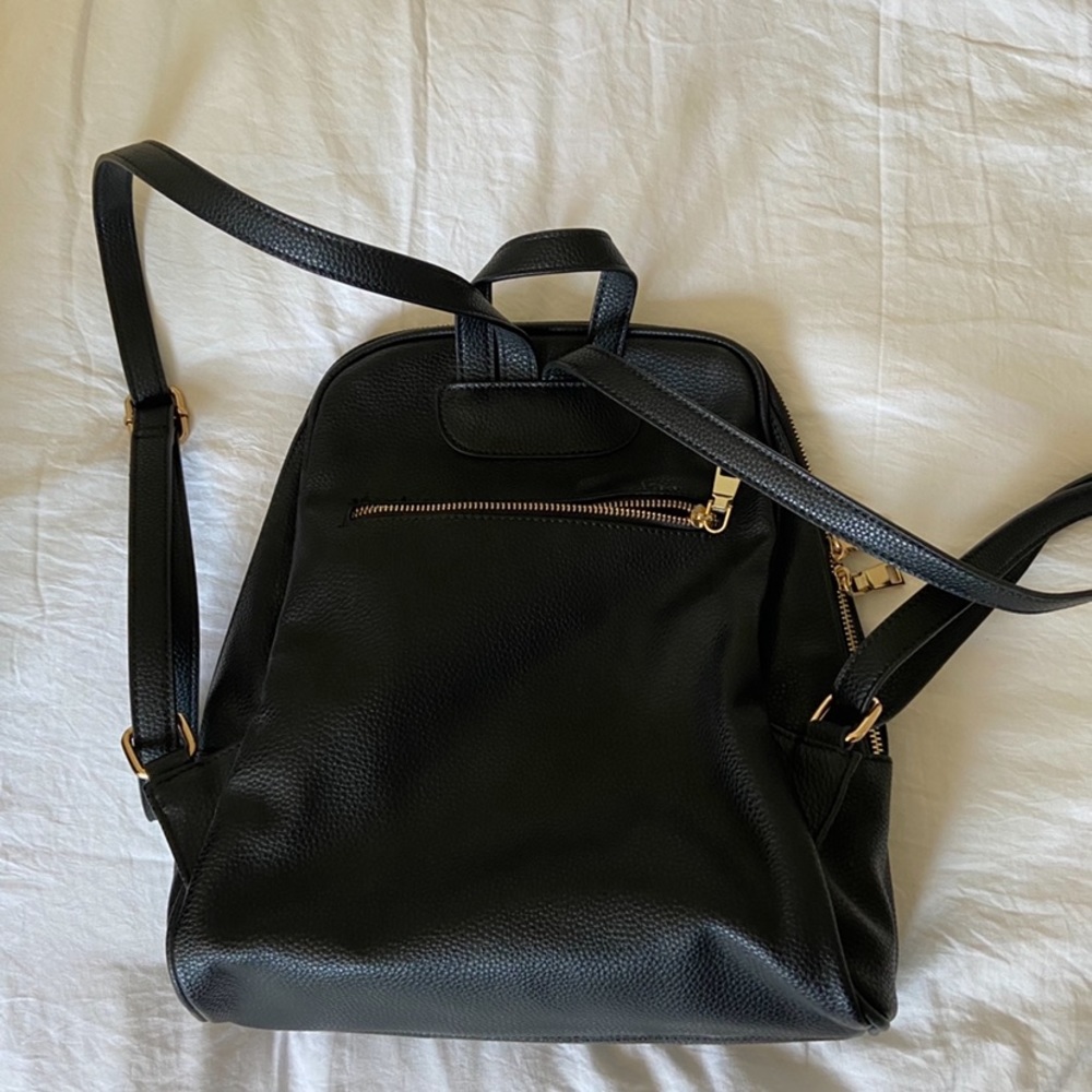 Scarleton black leather backpack - Picture 3 of 4